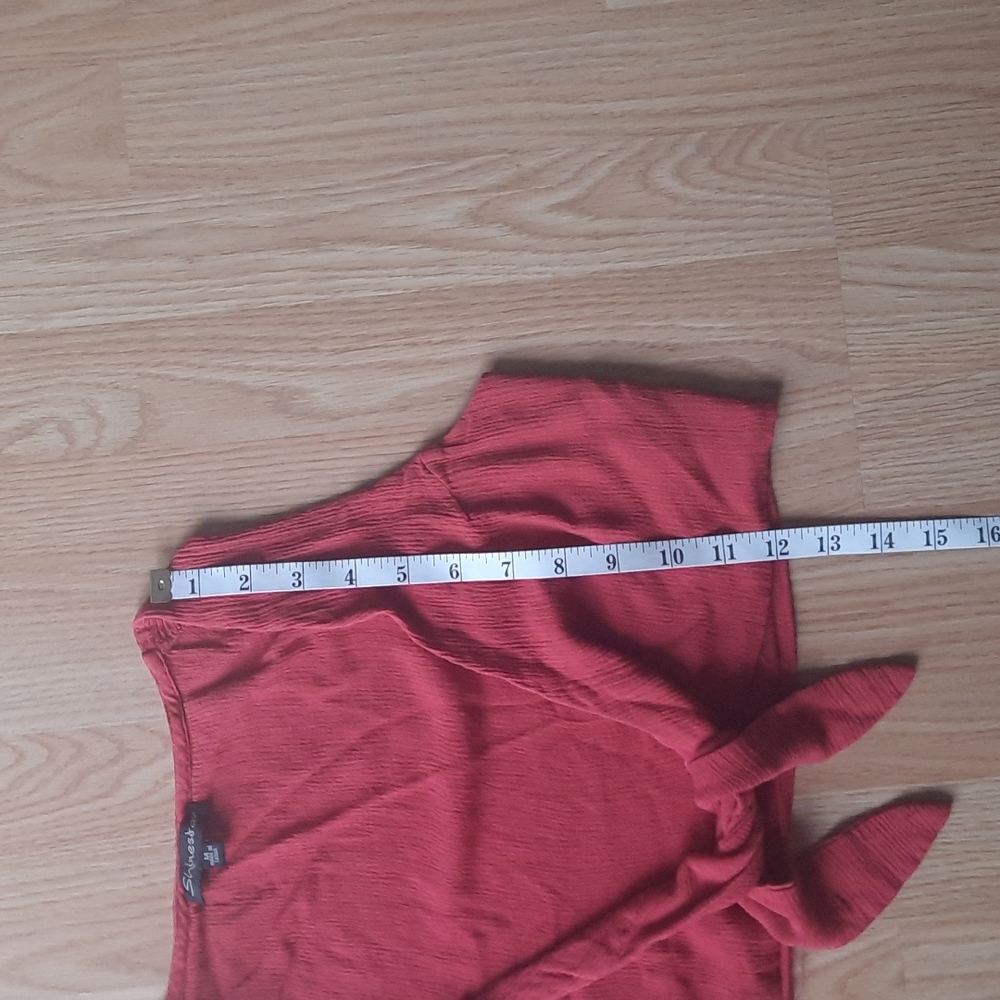 Crop top - Picture 5 of 6